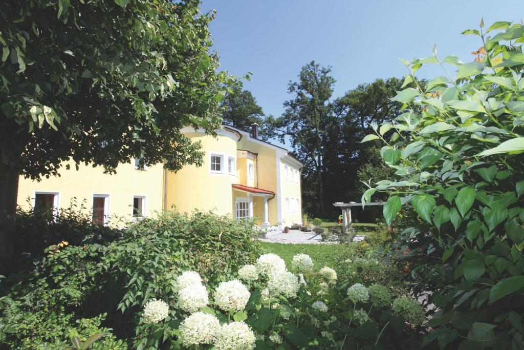Hotel Haus Hildegunde Bad Füssing Exterior foto
